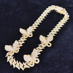 Gold Cuban link chain necklace